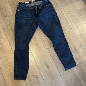 Universal Thread Dark Blue Skinny Jeans